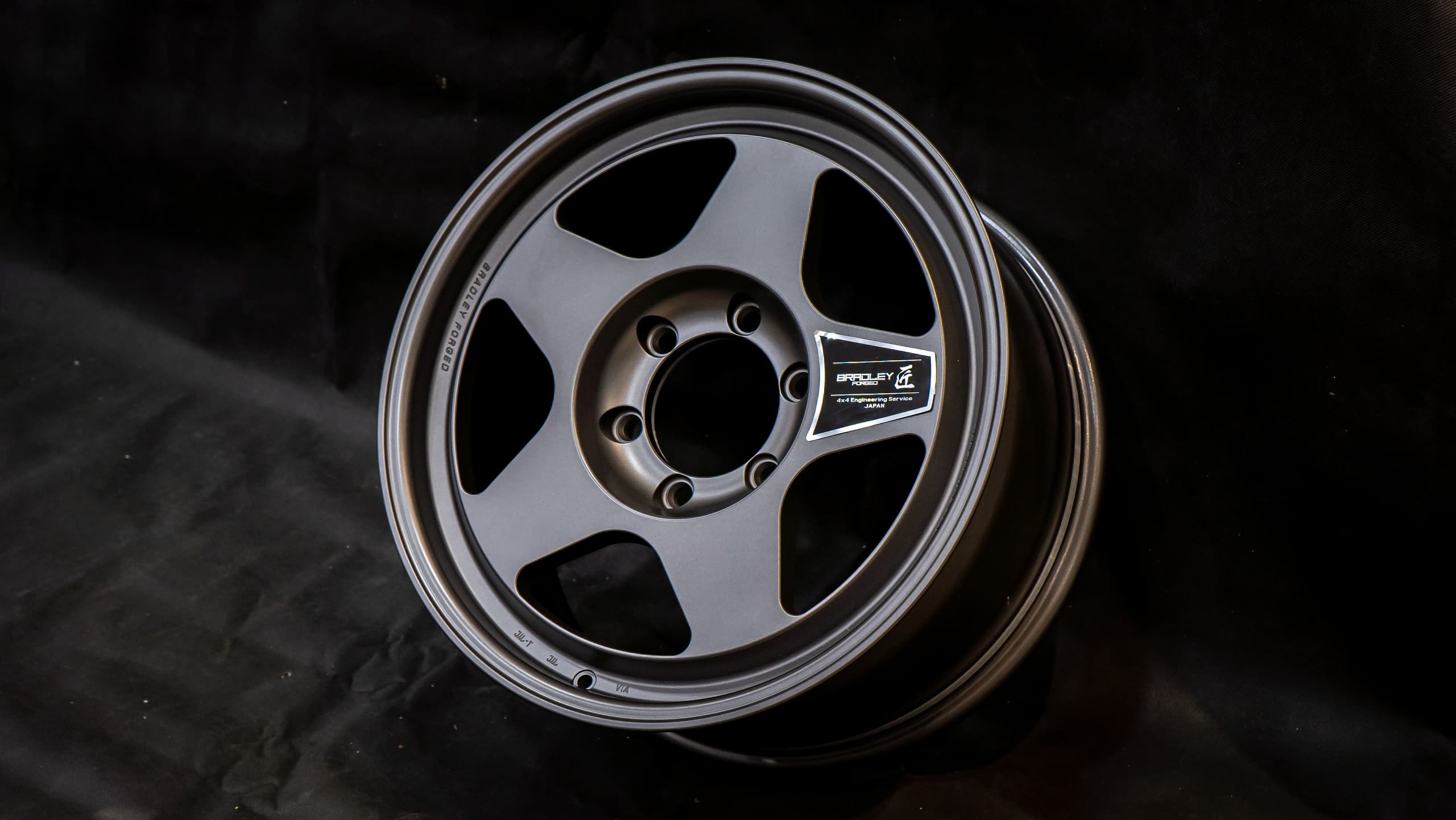 Bradley Forged Takumi 18x8.5 ET40 6x139.7 view 4