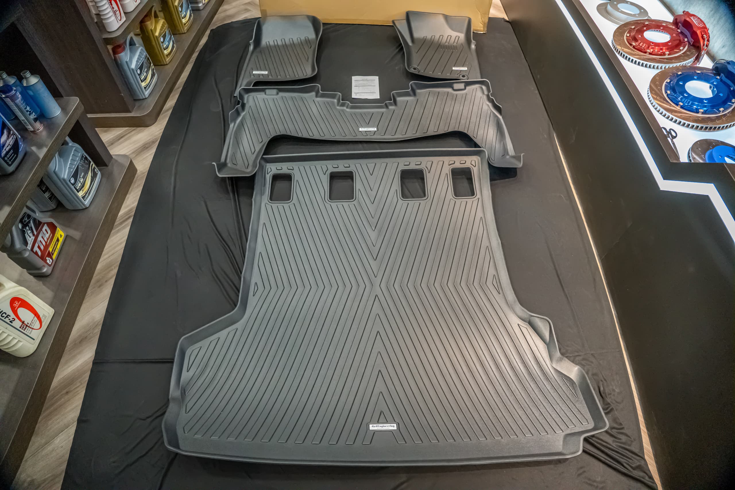 4x4 Engineering 3D Floor Mat for Land Cruiser 70 view 4