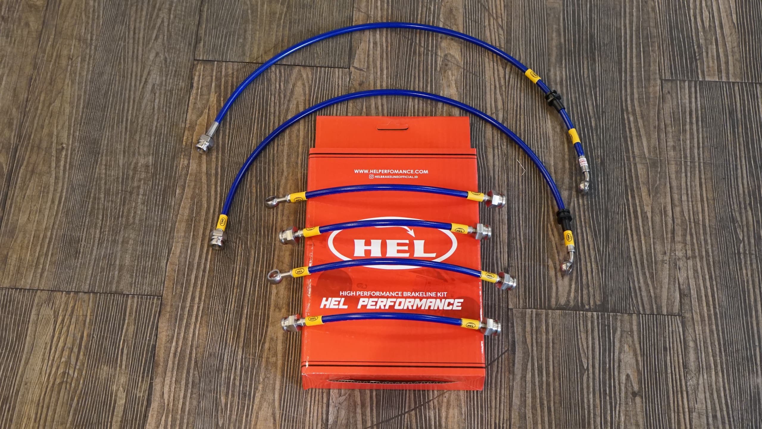 HEL Performance Stainless Steel Braided Brake Line Kit for Nissan XTRAIL T30 — image 1