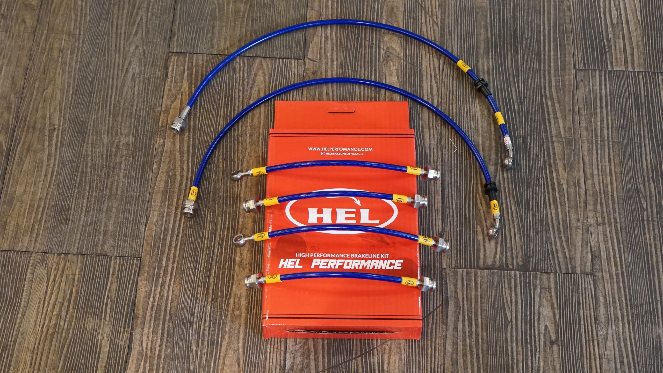 HEL Performance Stainless Steel Braided Brake Line Kit for Nissan XTRAIL T30