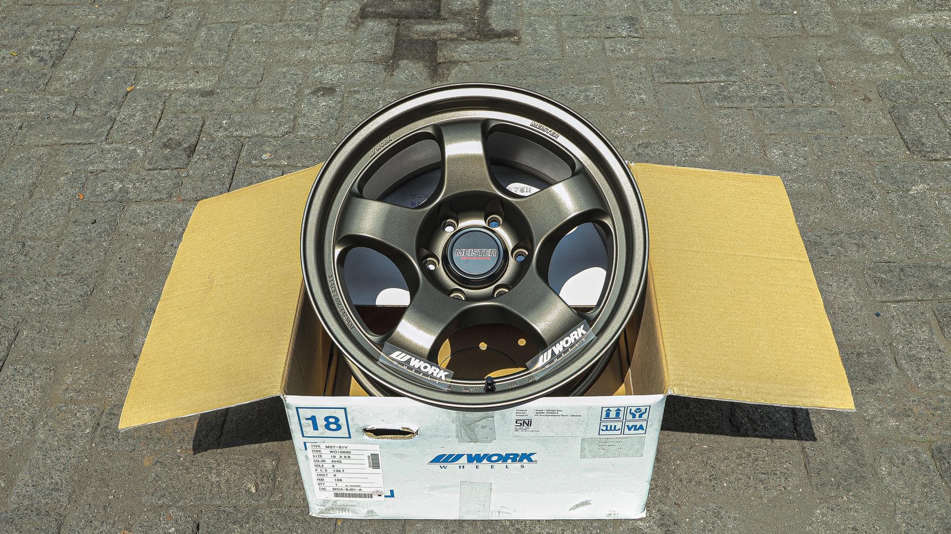 MEISTER S1V R18x9 ET 18 PCD 6x139.7 - Original Japan view 1