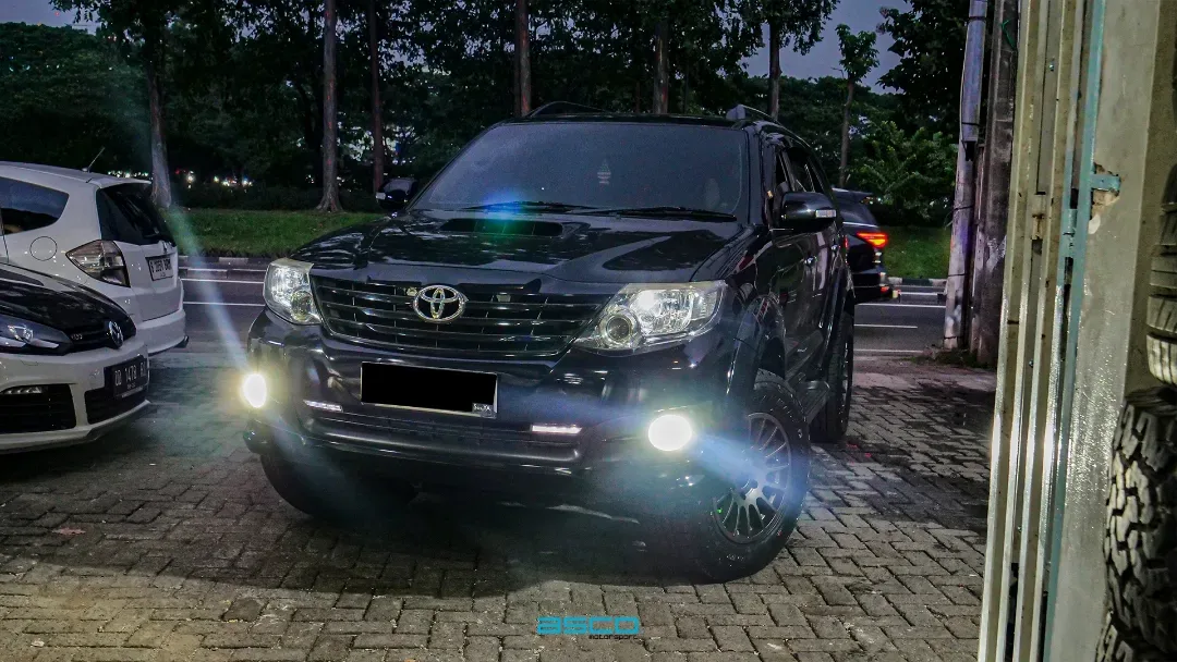 Toyota Fortuner VNT