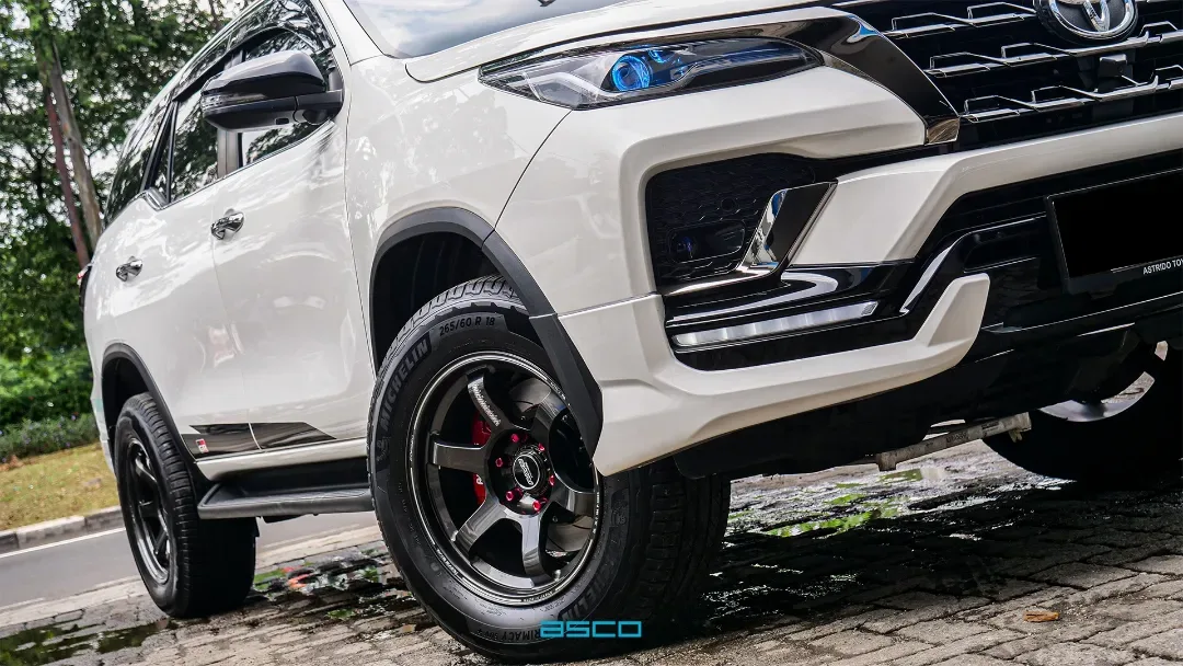 Toyota Fortuner VRZ GR