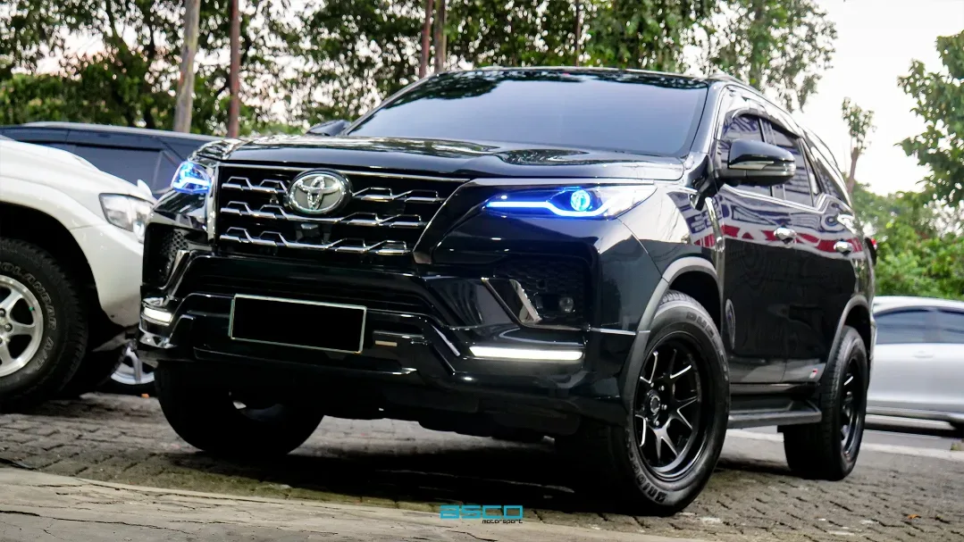 Toyota Fortuner VRZ GR