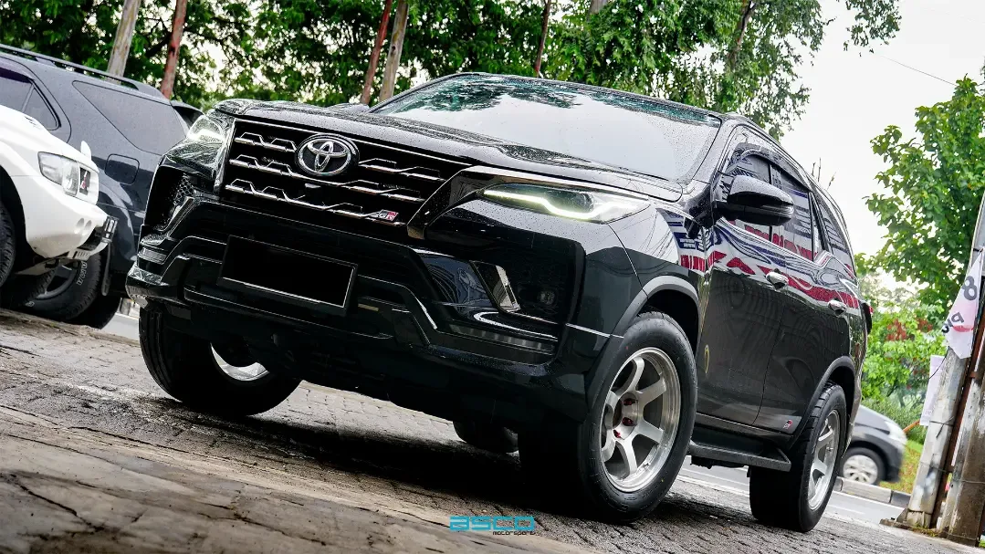 Toyota Fortuner VRZ GR