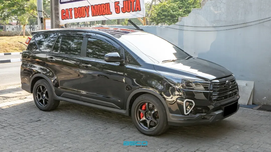 Toyota Innova Reborn