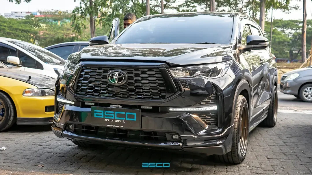 Toyota Innova Zenix