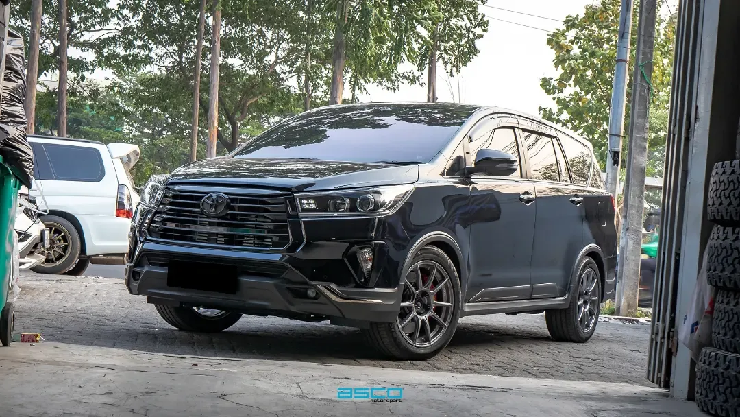 Toyota Innova Reborn