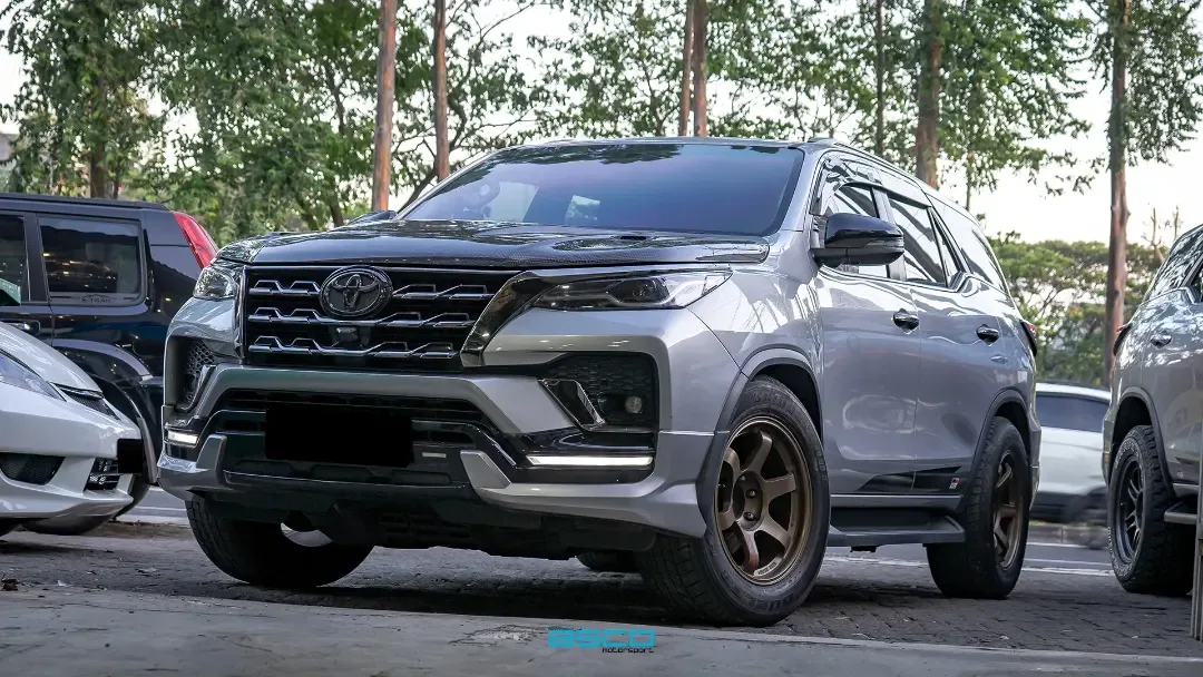 Toyota Fortuner VRZ GR