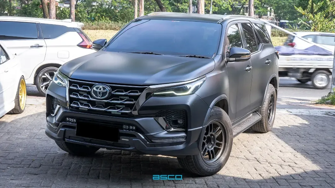 Toyota Fortuner VRZ GR