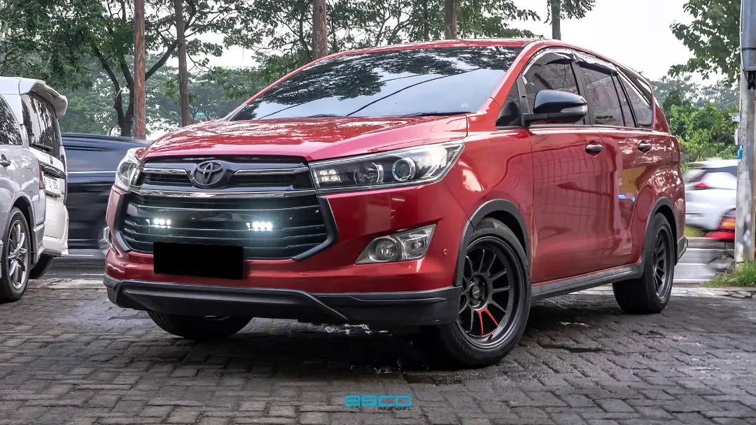 Toyota Innova Reborn