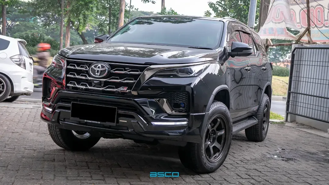Toyota Fortuner VRZ GR