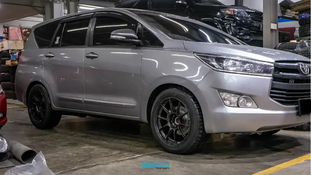 Toyota Innova Reborn