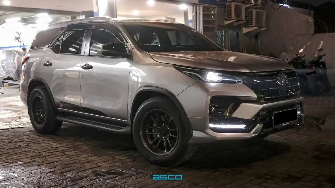 Toyota Fortuner VRZ GR