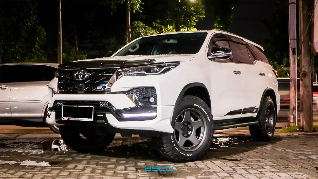 Toyota Fortuner VRZ