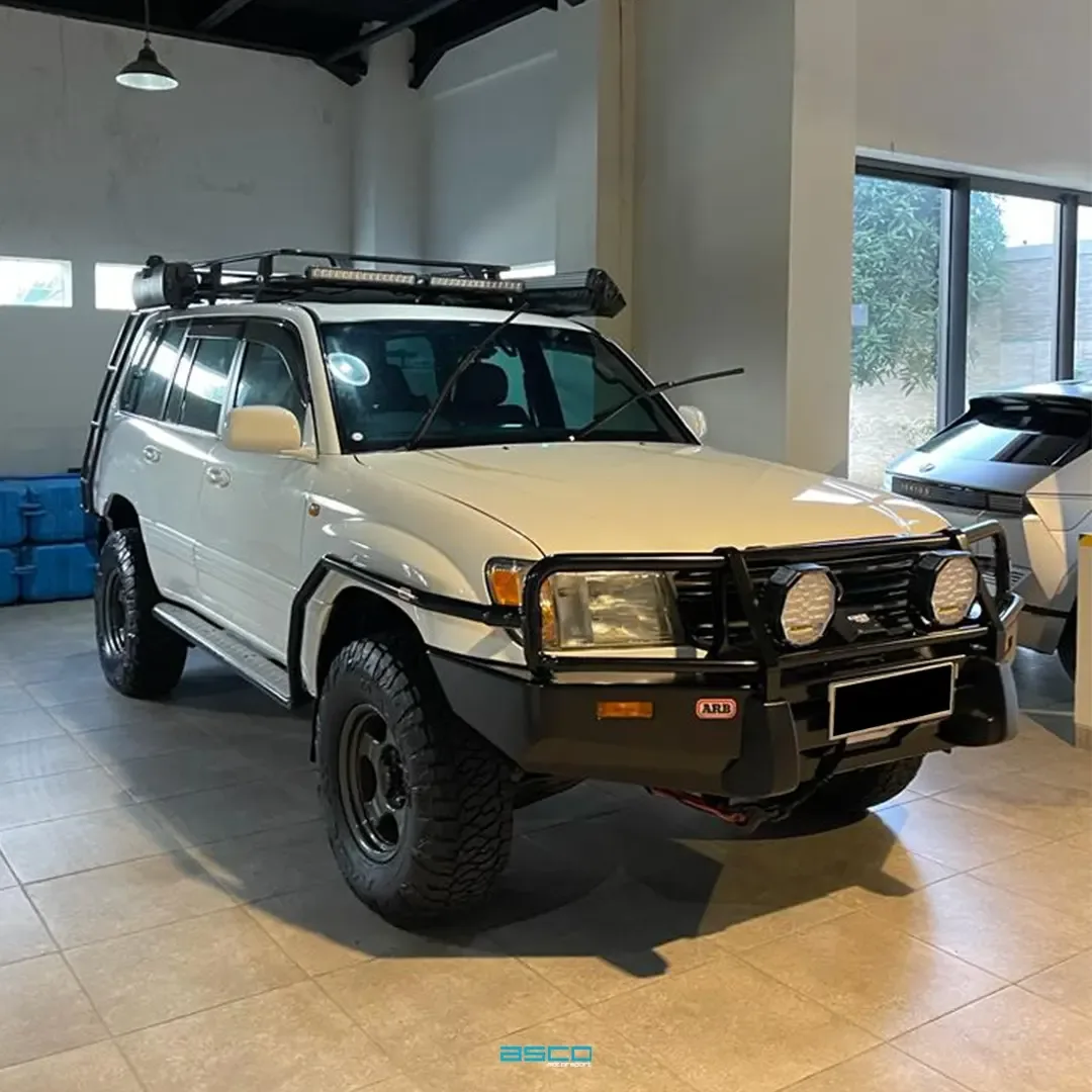 Toyota Land Cruiser 100