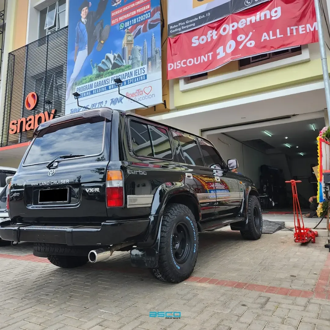 Toyota Land Cruiser 80