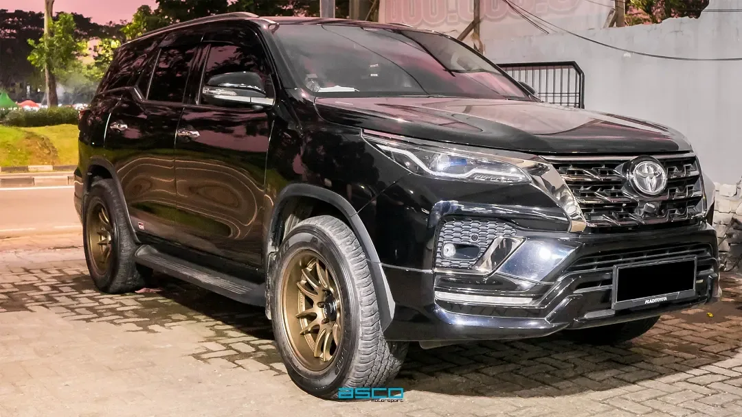 Toyota Fortuner VRZ GR