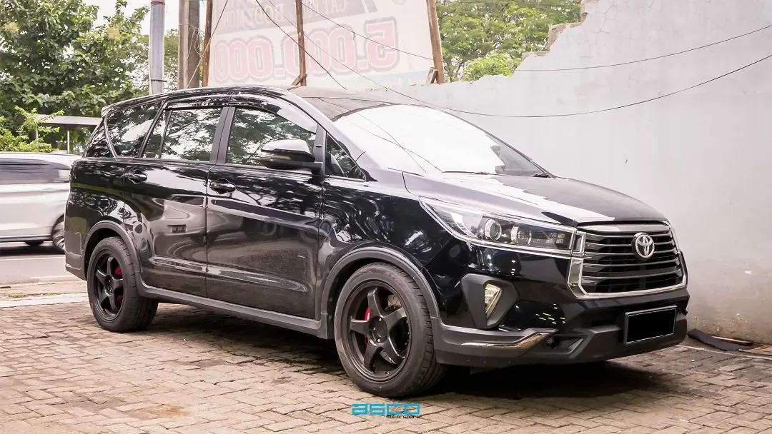 Toyota Innova Reborn